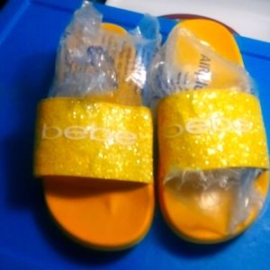 be be  fraida slide sandals